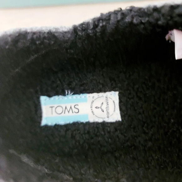 Toms Ezra Smoke Grey Repreve Felt Faux Fur Slip On Slippers House Shoes 6.5 - Picture 5 of 7